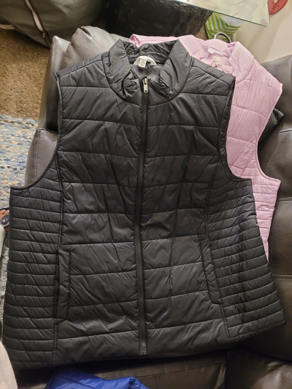 Time and Tru Black Quilted Lightweight Vest
